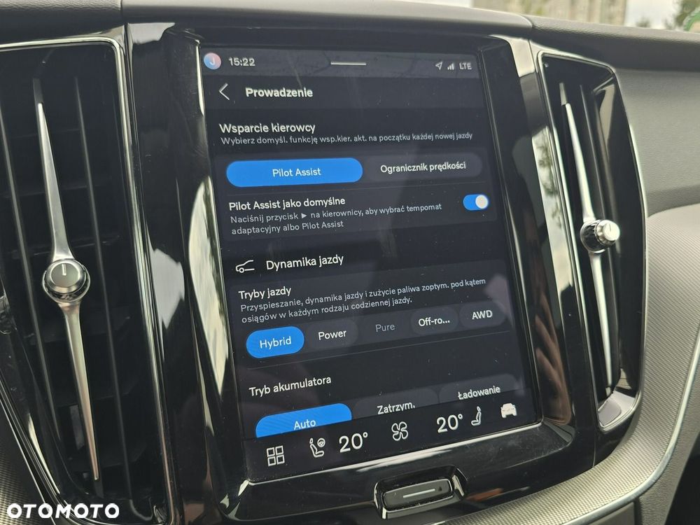 Volvo XC 60 T8 Plug-In Hybrid AWD Plus Bright - 23