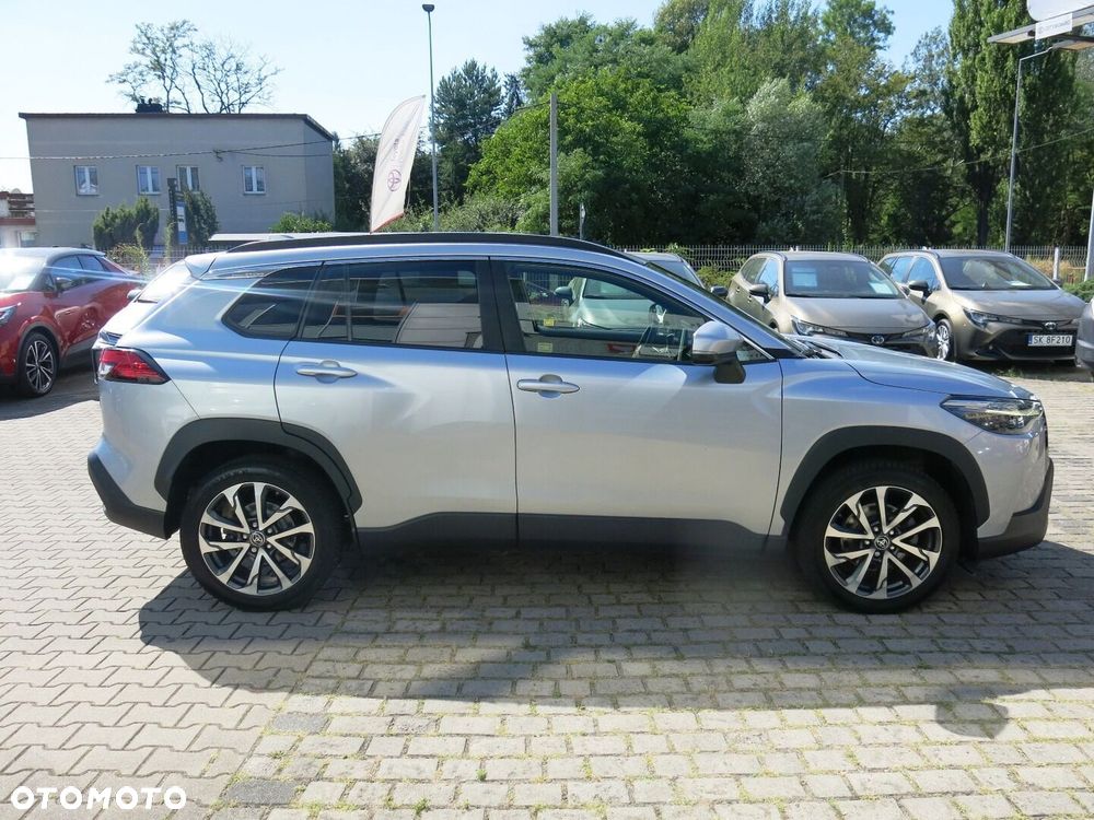 Toyota Corolla Cross 2.0 Hybrid Style - 17