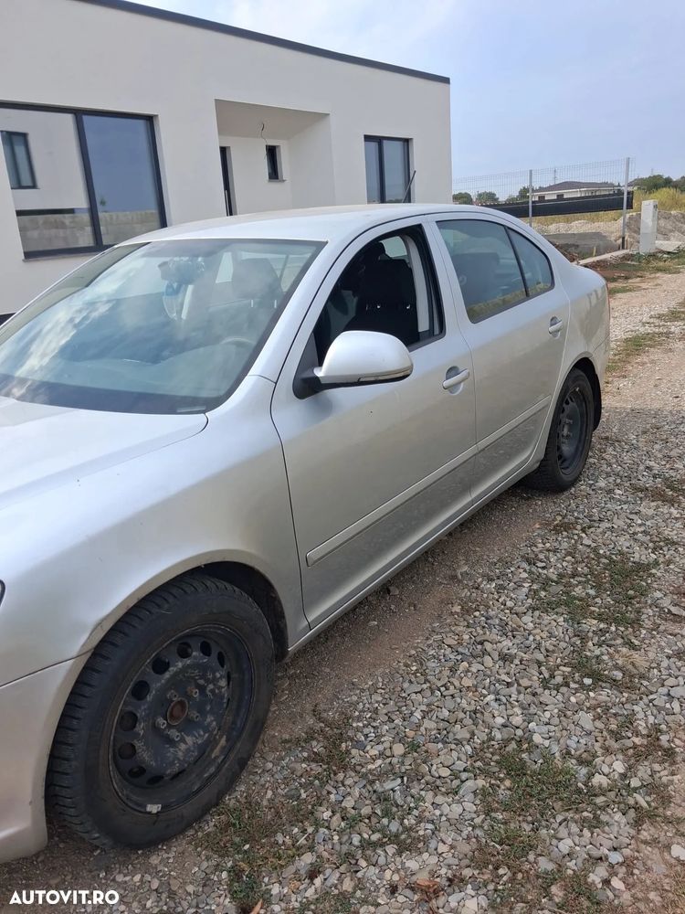 SKODA Octavia 2013 — imagine 3