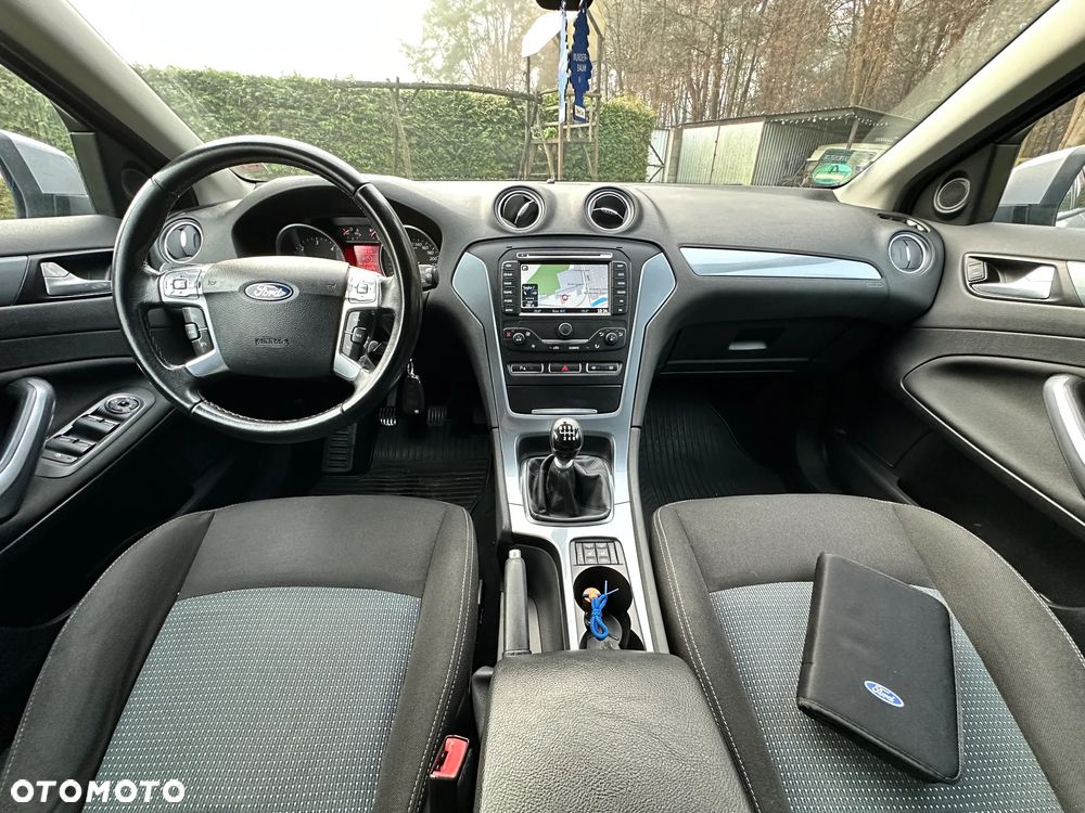 Ford Mondeo 2.0 TDCi Titanium - 25