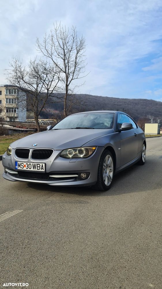 BMW Seria 3 320d xDrive Aut. Edition Exclusive - 2