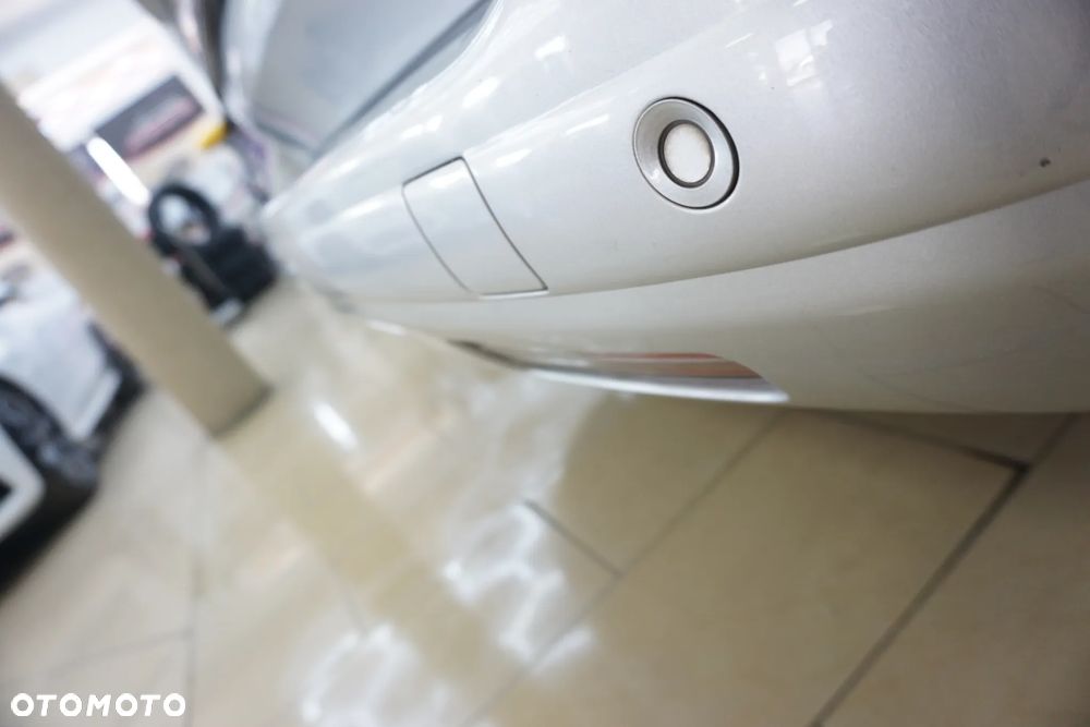 Peugeot 5008 HDI FAP 160 Automatik Active - 12