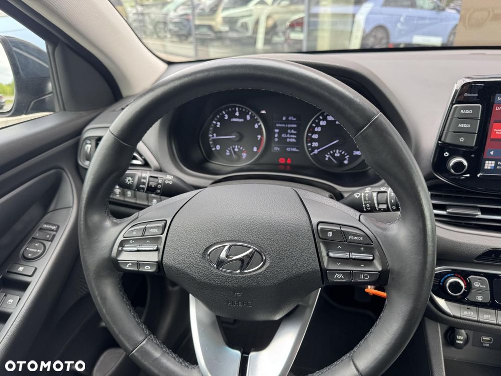 Hyundai i30 1.5 DPI Smart - 11