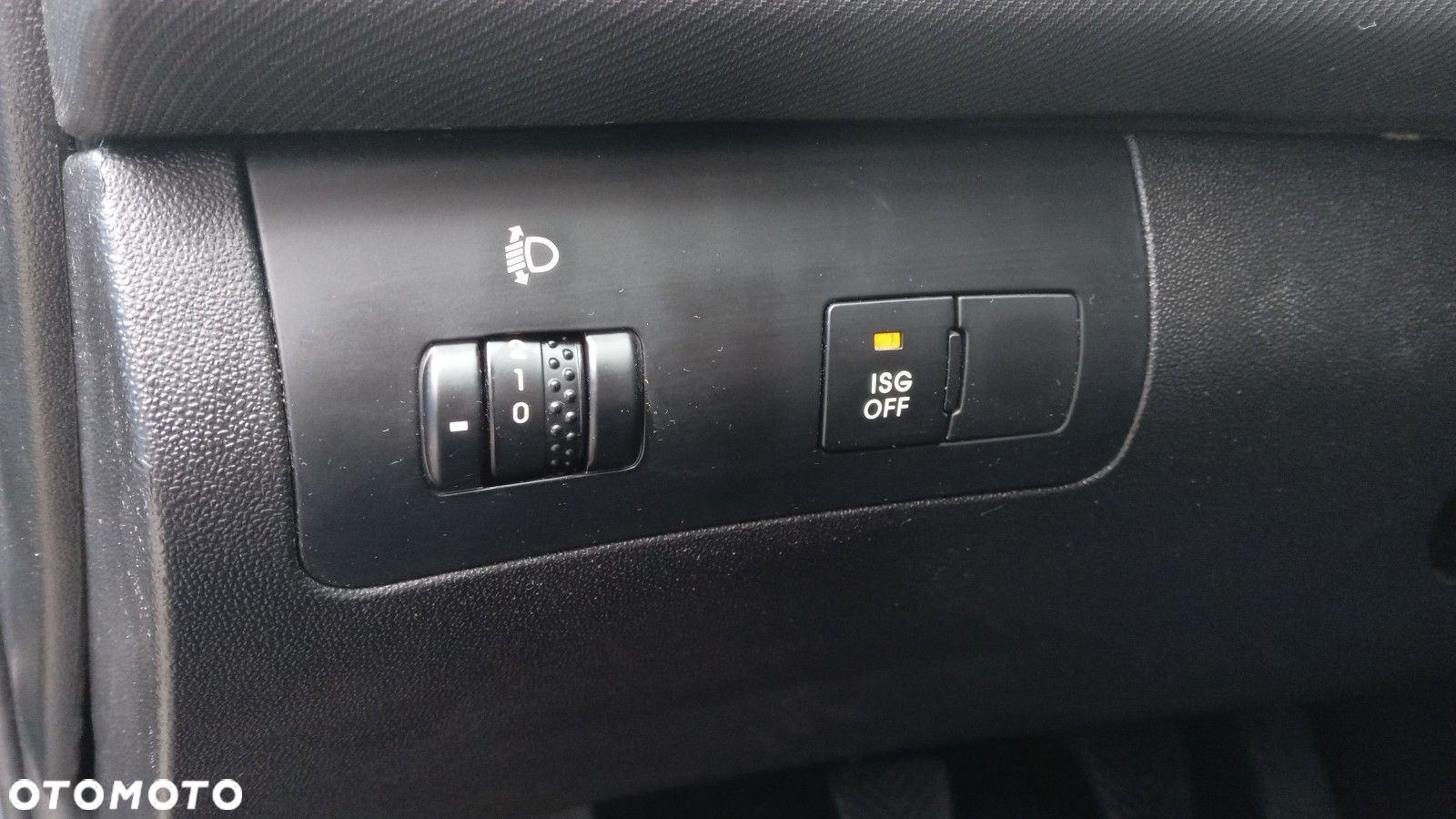 Kia Ceed - 16
