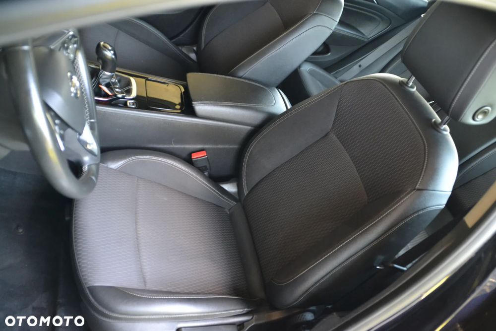 Opel Insignia 1.5 Direct InjectionTurbo Business Edition - 31