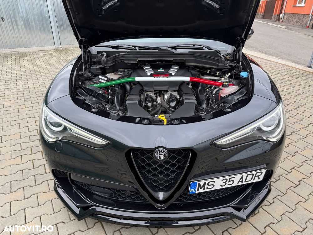 Alfa Romeo Stelvio 2.9 V6 Turbo AWD AT8 Quadrifoglio - 13