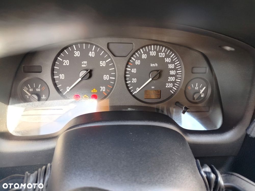 Opel Astra 1.4 - 15