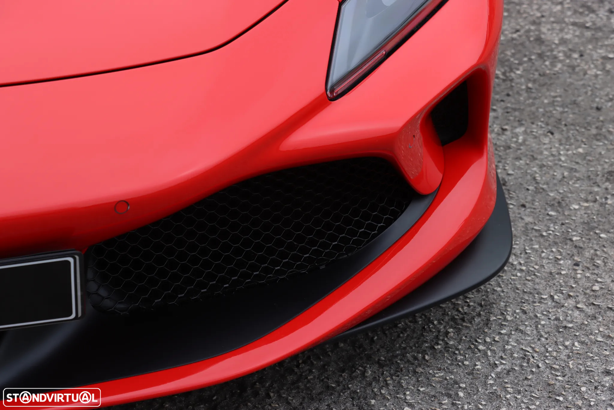 Ferrari F8 Tributo Standard - 12