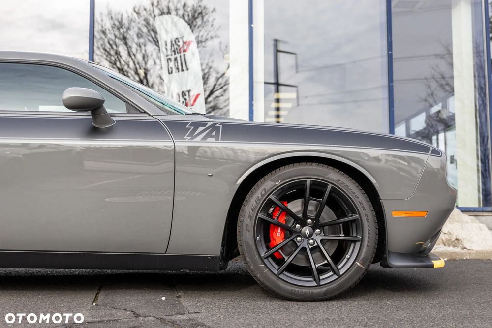 Dodge Challenger 5.7 R/T - 27