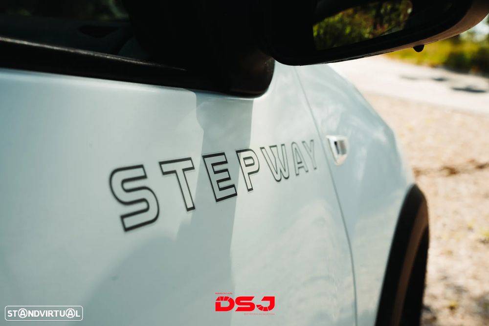 Dacia Sandero Stepway TCe 90 Easy-R Celebration - 11