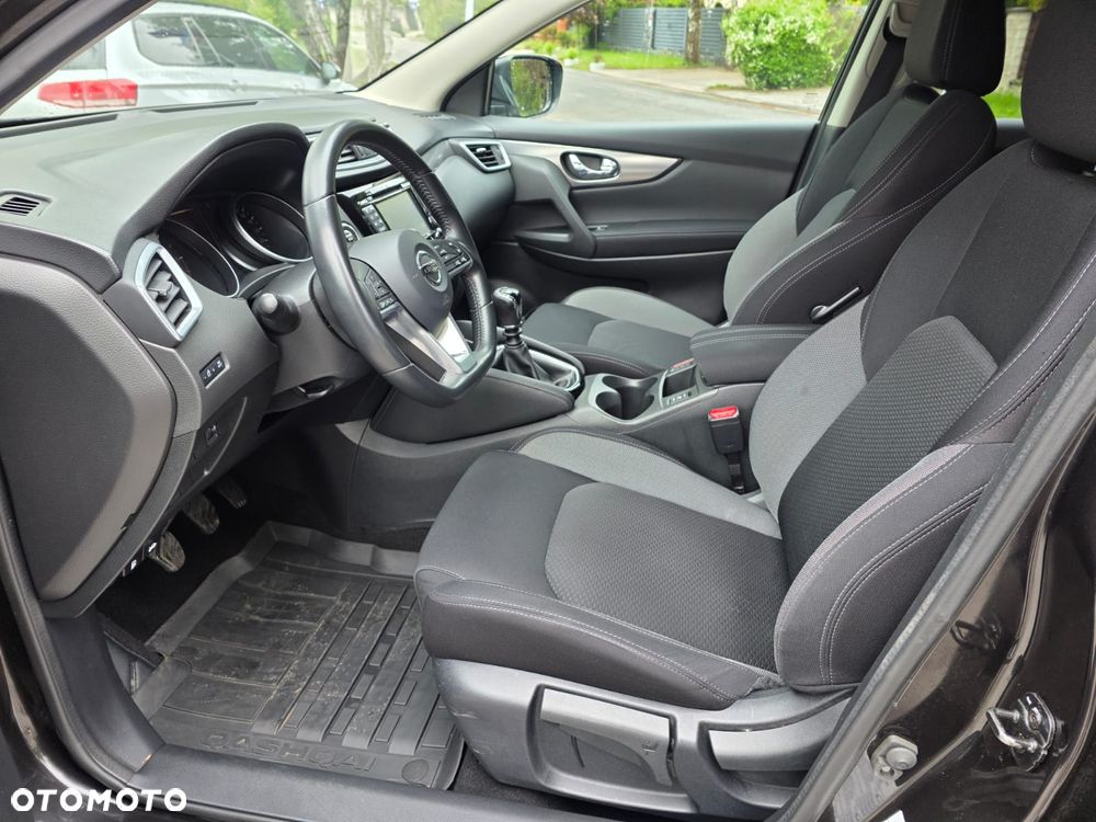 Nissan Qashqai 1.6 DCi N-Connecta - 14