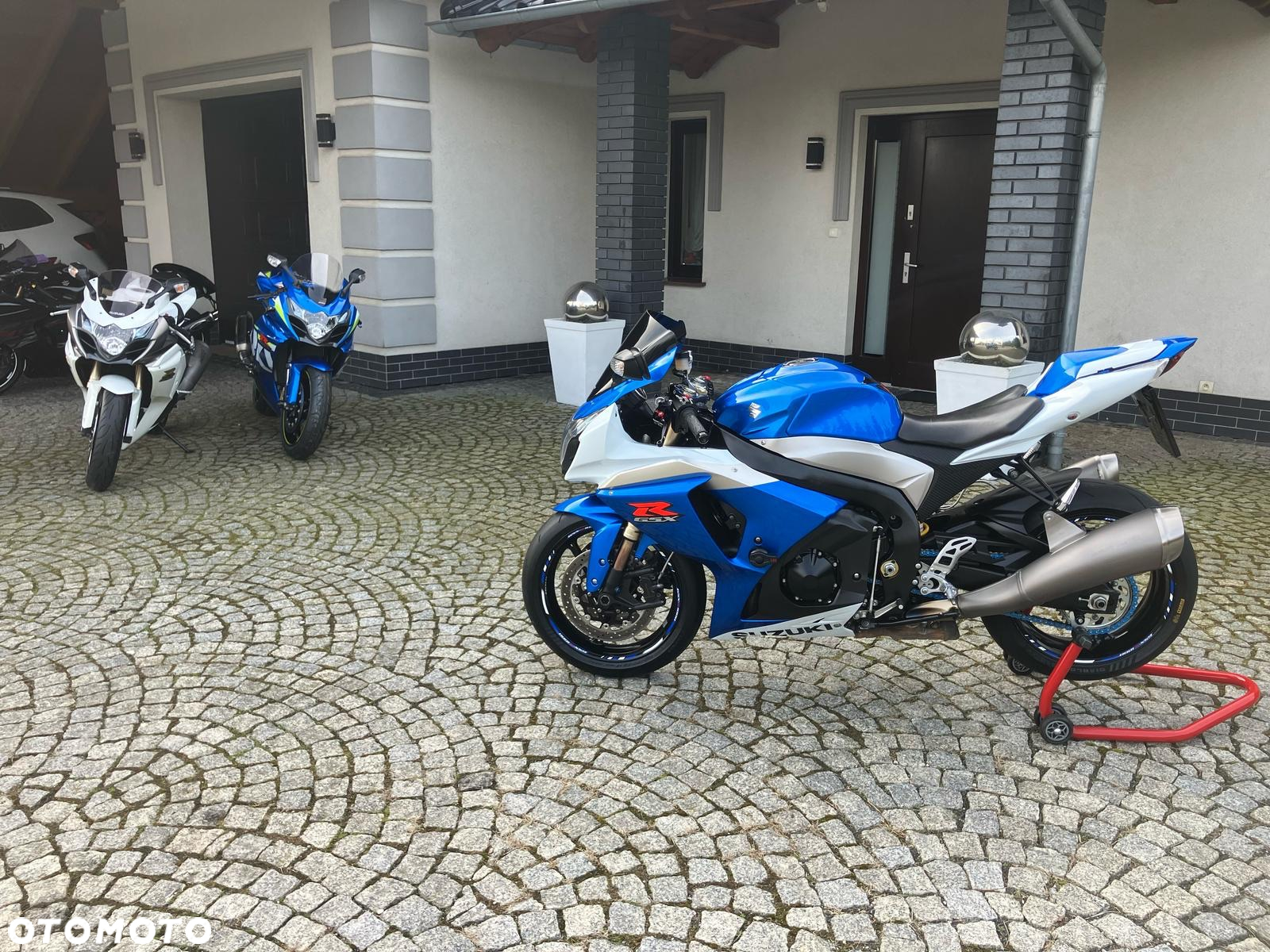Suzuki GSX-R - 33