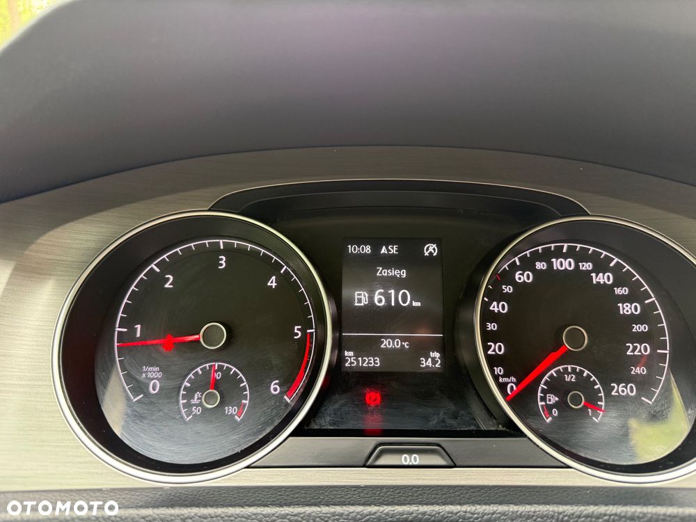 Volkswagen Golf 1.6 TDI BMT Highline - 11