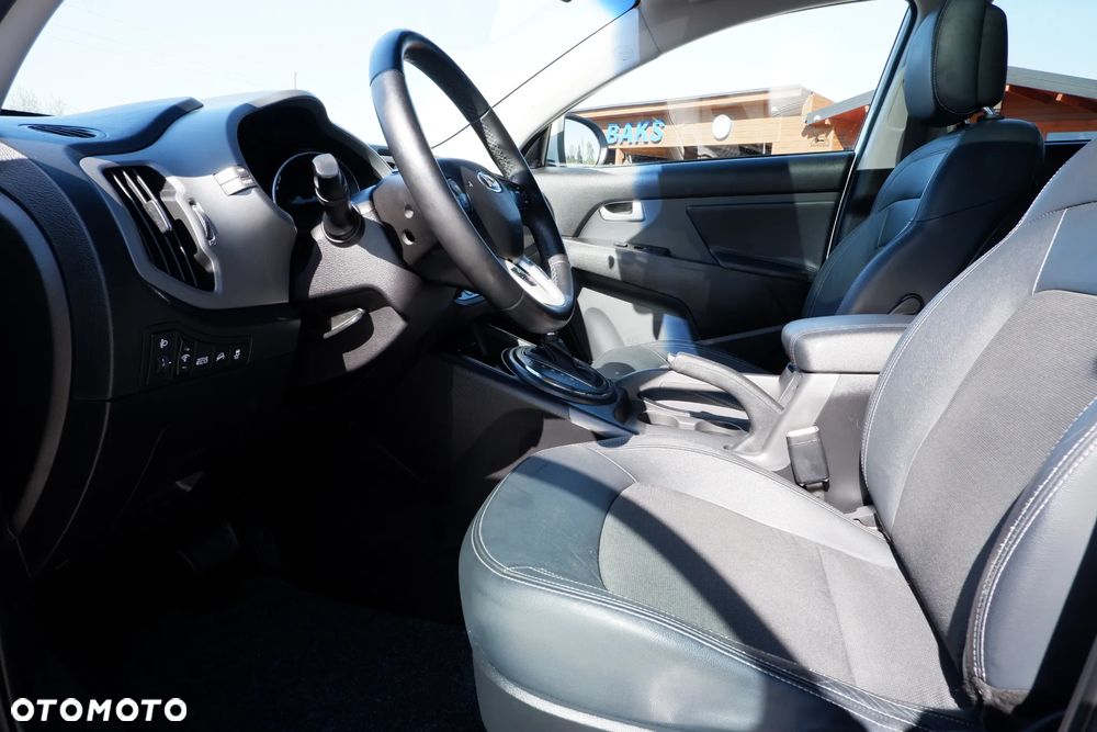 Kia Sportage 2.0 CRDI XL AWD - 27