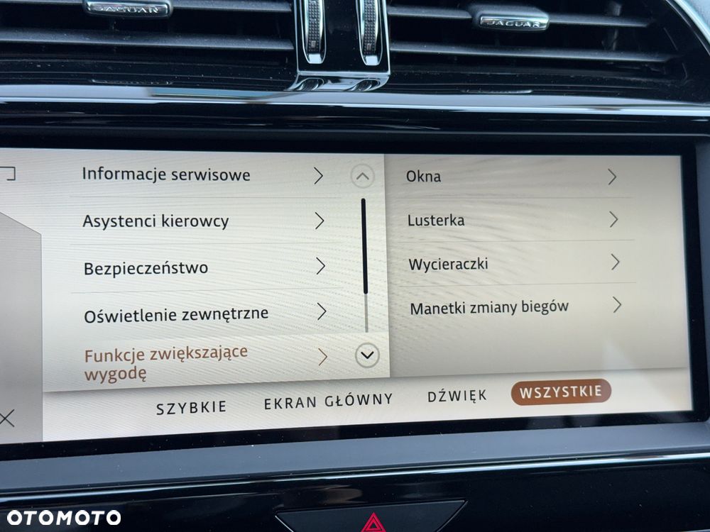Jaguar XE 2.0 P300 AWD R-Dynamic SE - 27