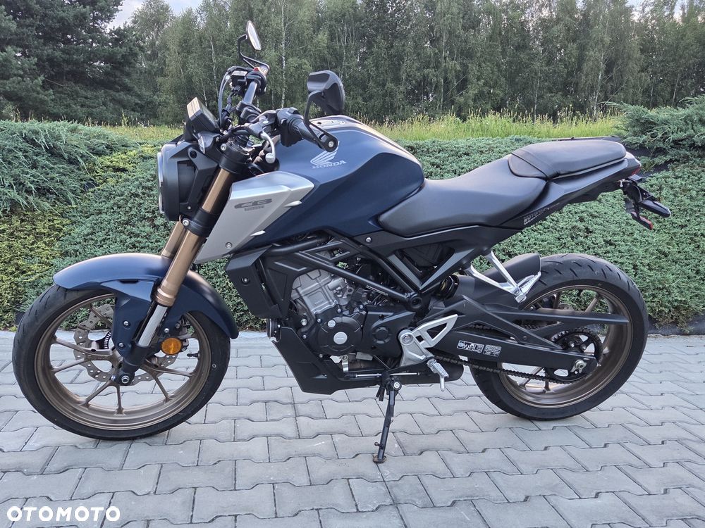 Honda CB - 28