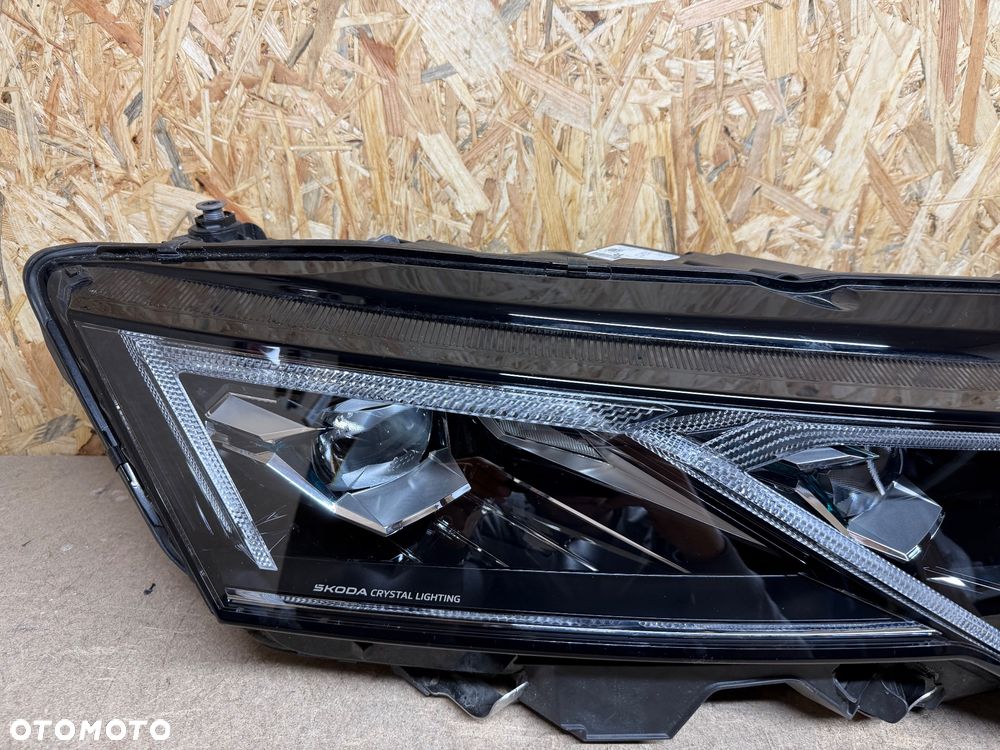 SKODA OCTAVIA IV LEWA PRAWA LAMPA PRZÓD 5E4941036 5E4941035 LIFT FULL LED - 26