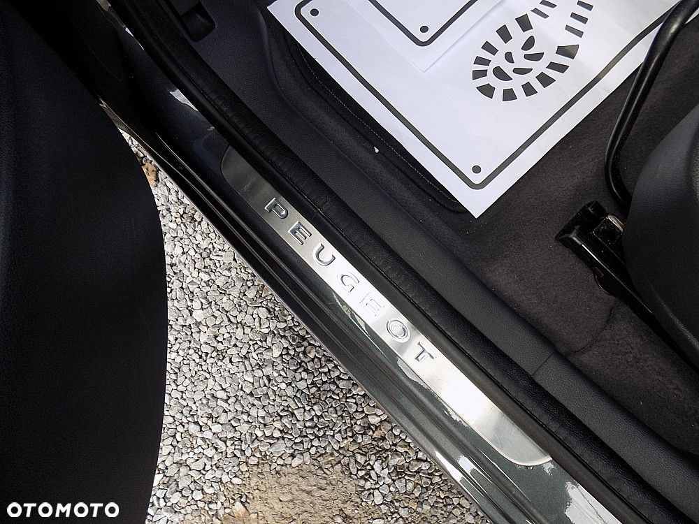 Peugeot 3008 PureTech 130 Stop & Start GPF Allure - 10