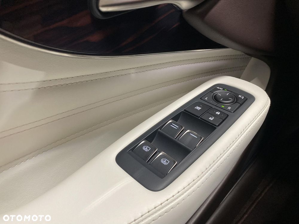 Lexus LS 500h Omotenashi AWD - 26