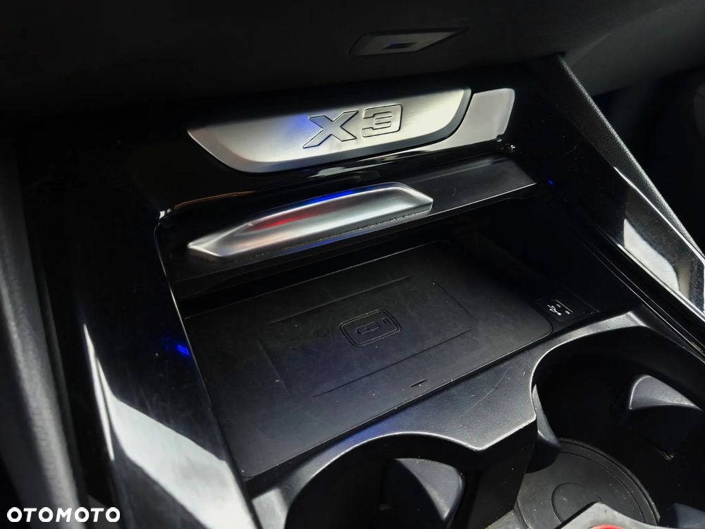 BMW X3 xDrive20i - 17