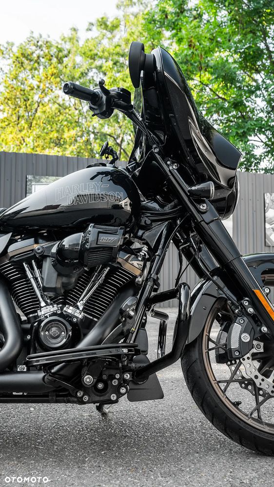 Harley-Davidson Touring Street Glide - 13