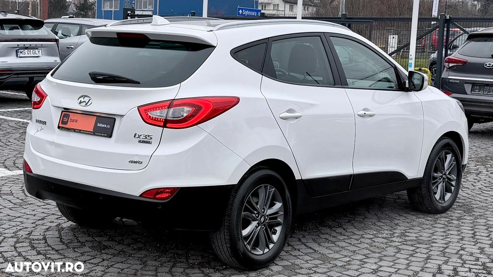 Hyundai ix35 2.0 CRDI 4WD Premium - 3