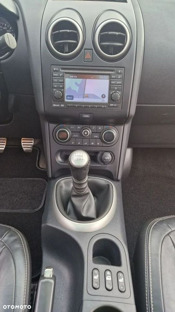 Nissan Qashqai 2.0 360 - 26
