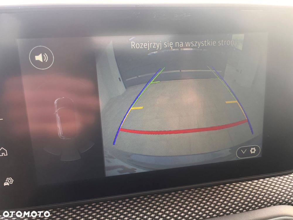 Dacia Sandero TCe 90 Essential - 37