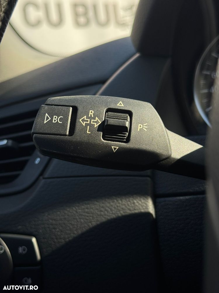 BMW X1 xDrive18d Sport Line - 36