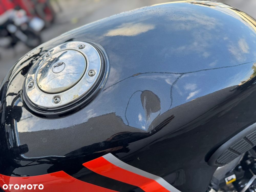 Moto Guzzi V7 - 10
