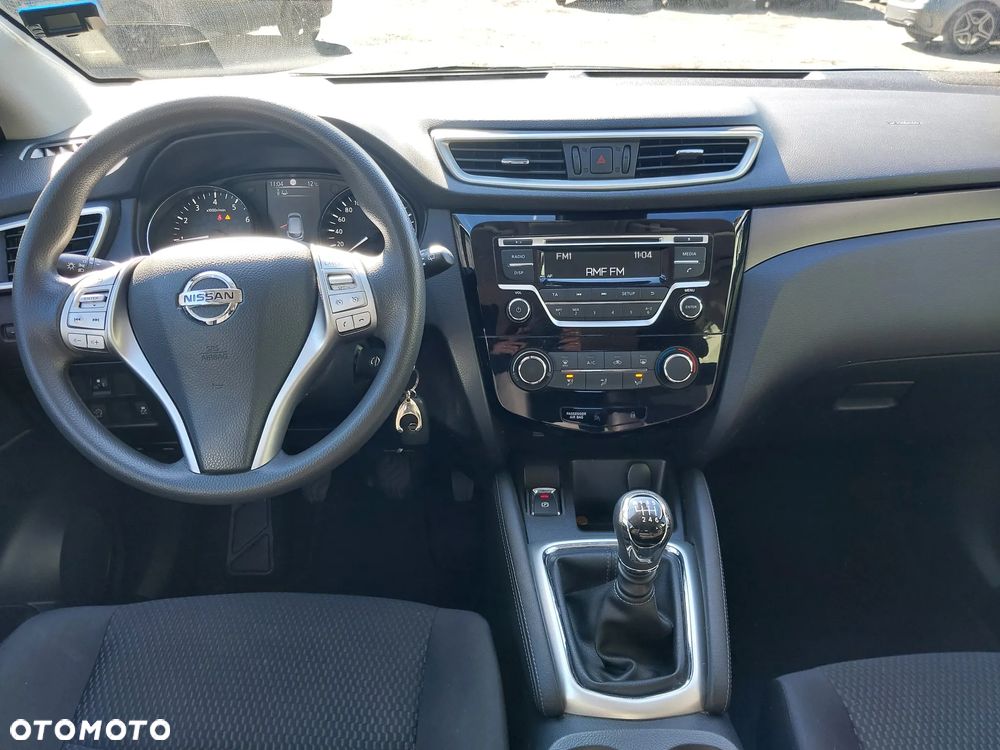 Nissan Qashqai - 10