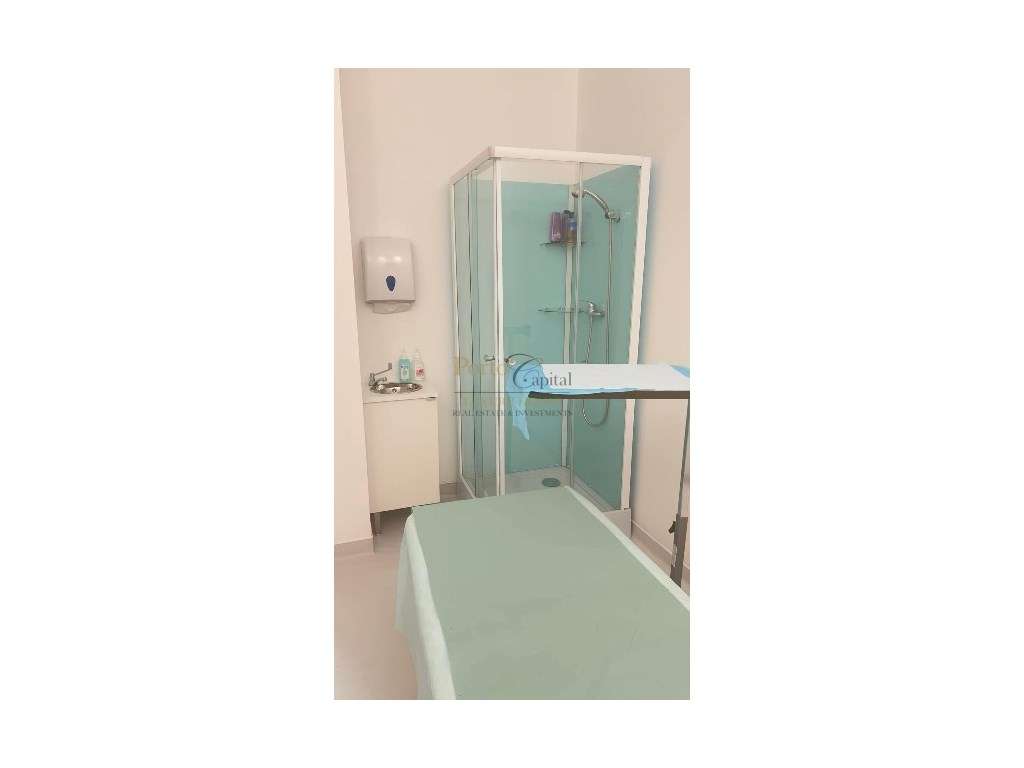 EXCELENTE OPORTUNIDADE DE INVESTIMENTO!
CLINICA DE MEDICINA ESTÉTI... - Grande imagem: 5/20