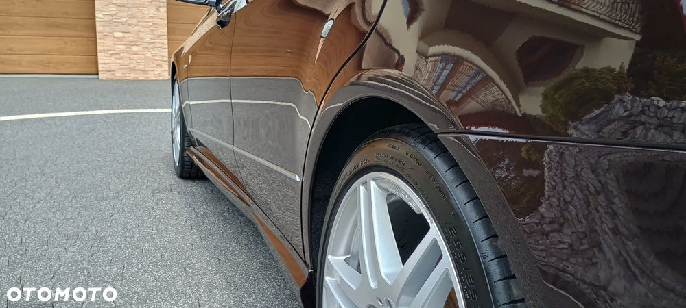 Mercedes-Benz Klasa E 300 CDI DPF BlueEFFICIENCY 7G-TRONIC Avantgarde - 17