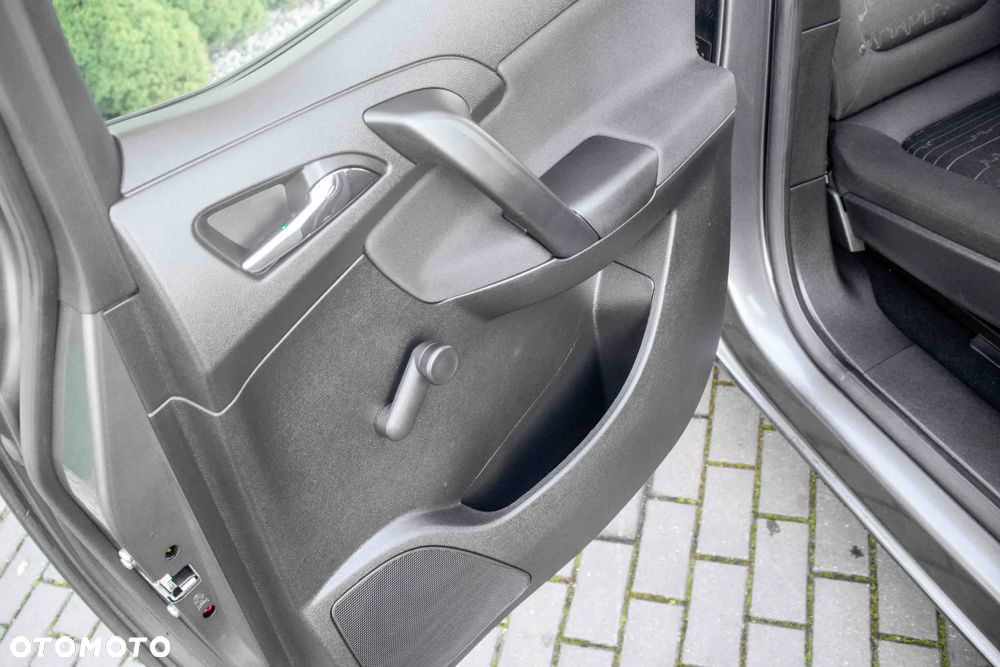 Opel Meriva 1.4 T Edition 150 S&S - 24