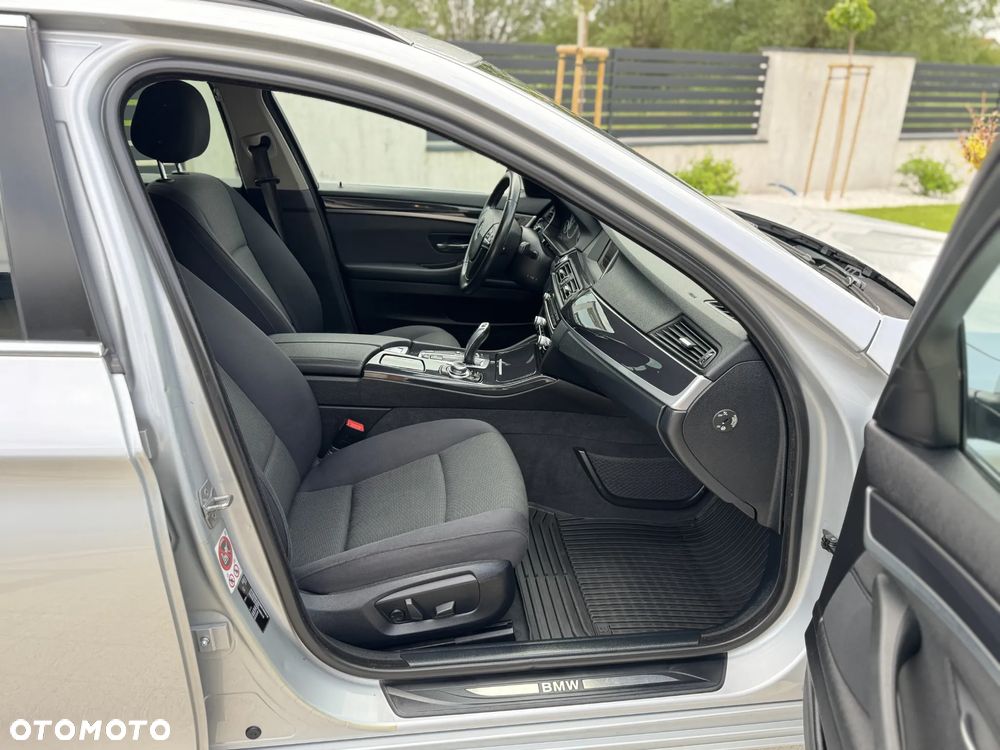 BMW Seria 5 520d - 17
