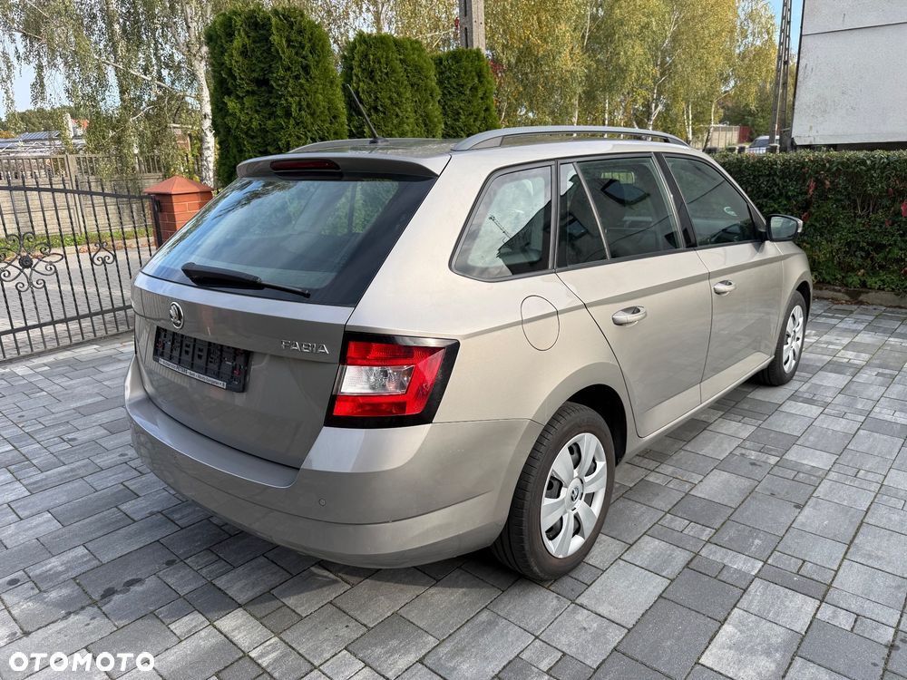 Skoda Fabia 1.0 TSI Best of Drive - 10