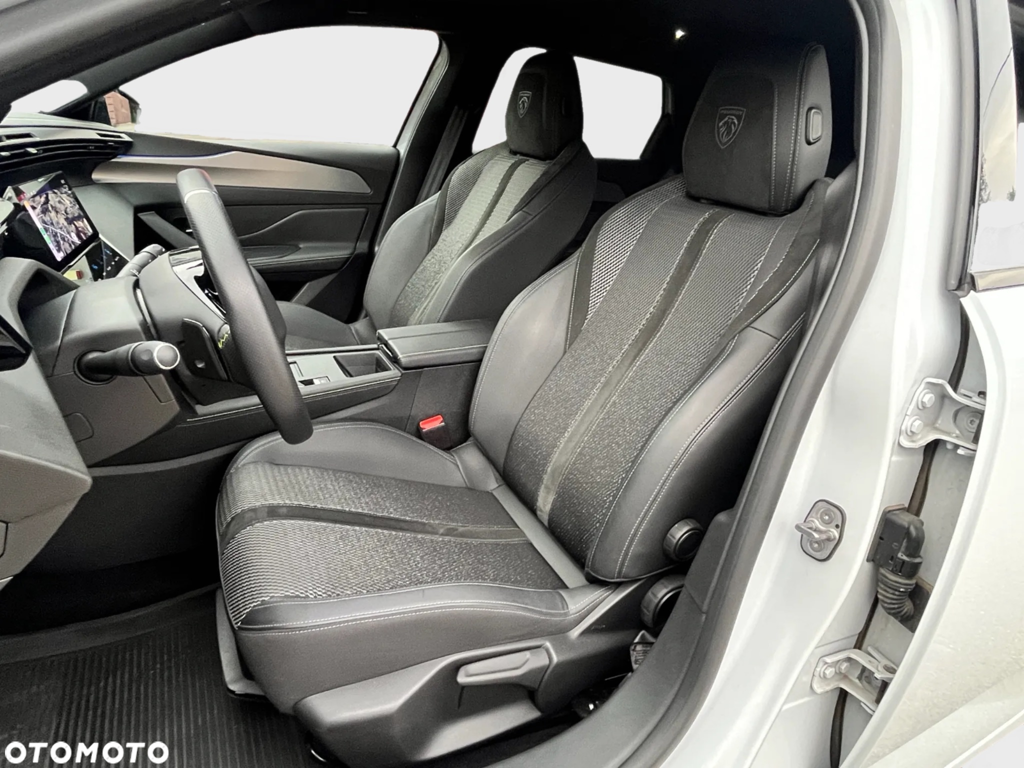 Peugeot 308 1.2 PureTech GT S&S EAT8 - 26