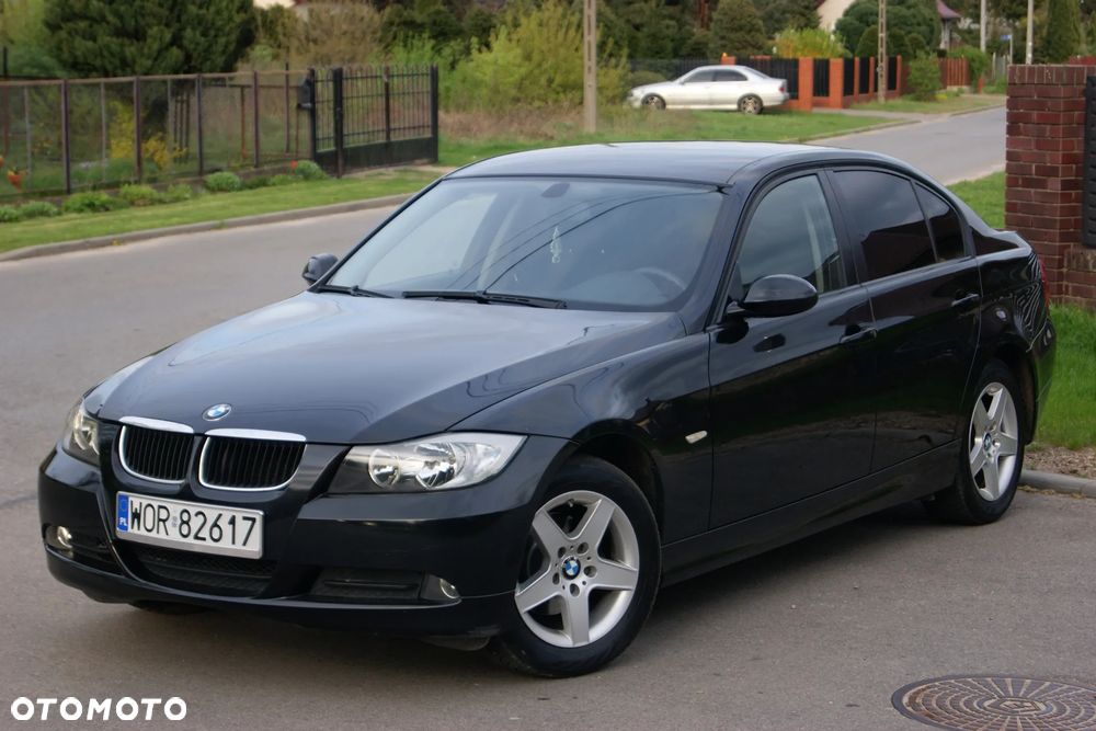 BMW Seria 3 318i - 3