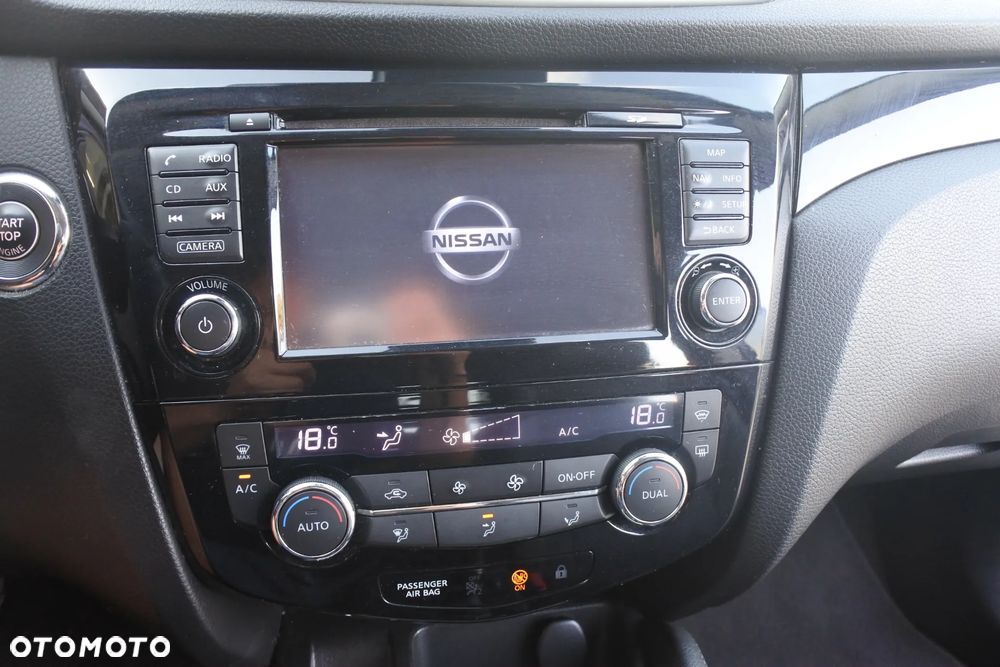 Nissan Qashqai 1.2 DIG-T Tekna EU6 - 26