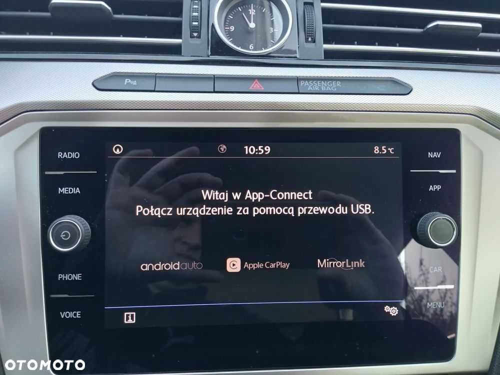 Volkswagen Passat - 14