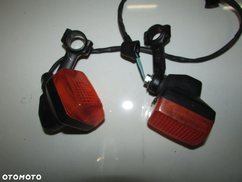 Honda XLV 750 RD01 kierunkowskazy przód kpl - 1