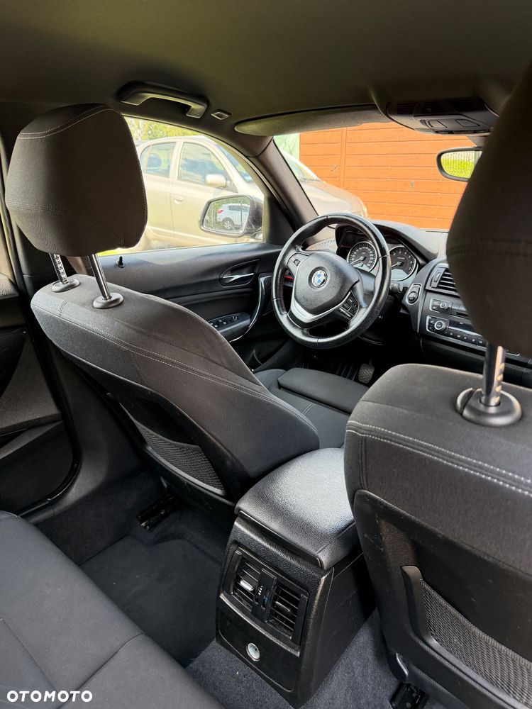 BMW Seria 1 118i Sport Line - 7