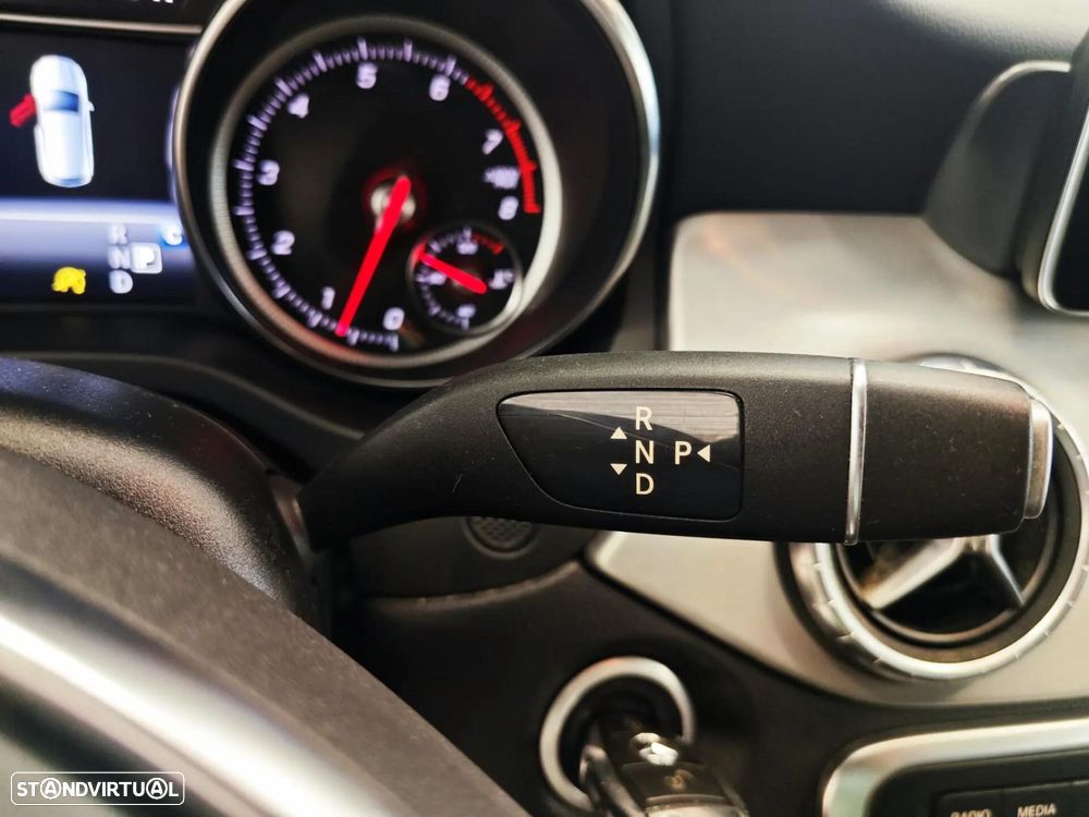 Mercedes-Benz CLA 180 7G-DCT AMG Line - 49