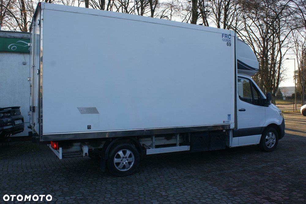 Mercedes-Benz Sprinter - 17