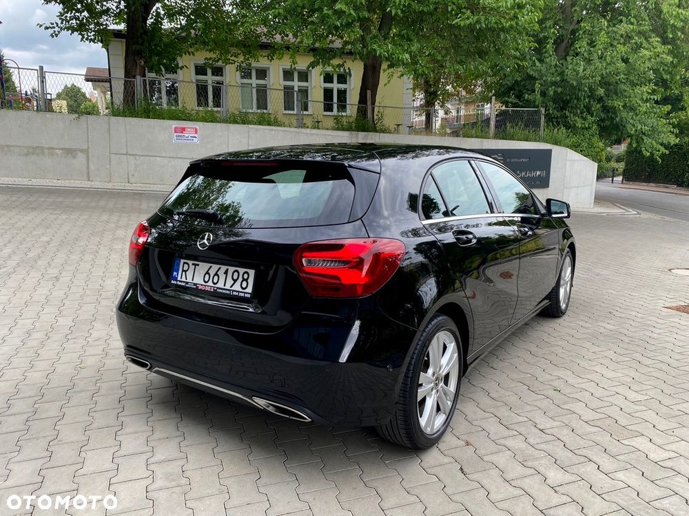 Mercedes-Benz Klasa A 200 (BlueEFFICIENCY) 7G-DCT Urban - 6