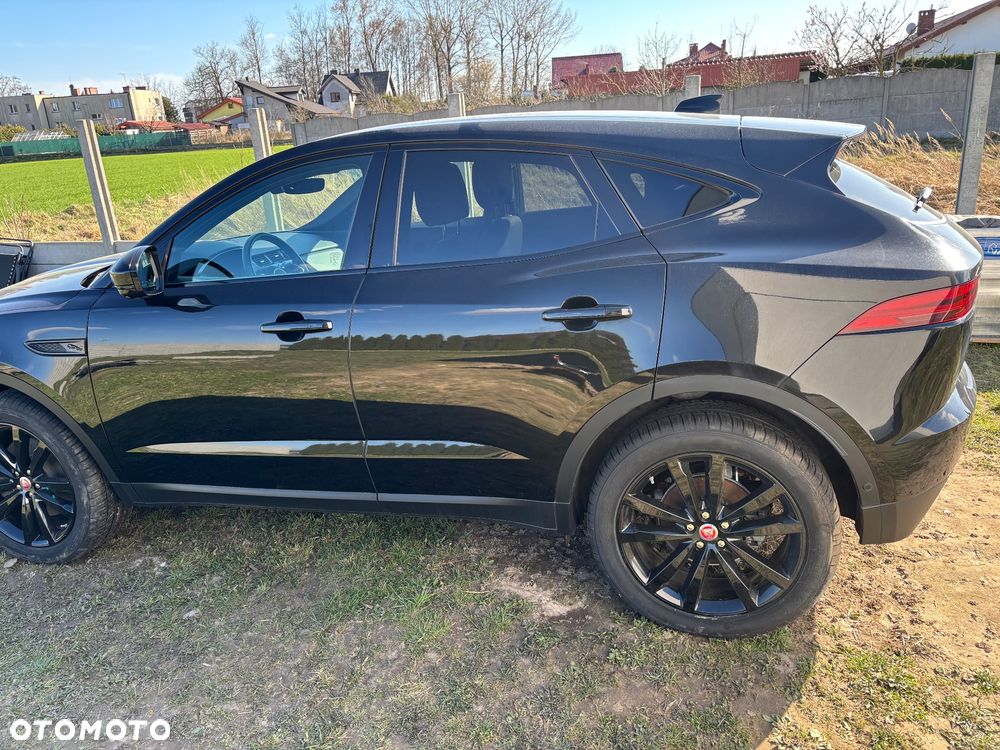 Jaguar E-Pace P160 R-Dynamic HSE - 9