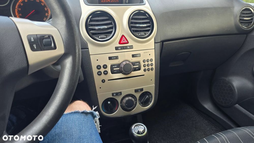 Opel Corsa 1.4 16V Selection 110 Jahre - 31