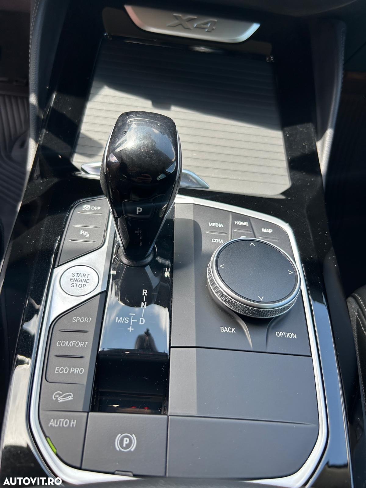 BMW X4 xDrive20i AT MHEV - 9