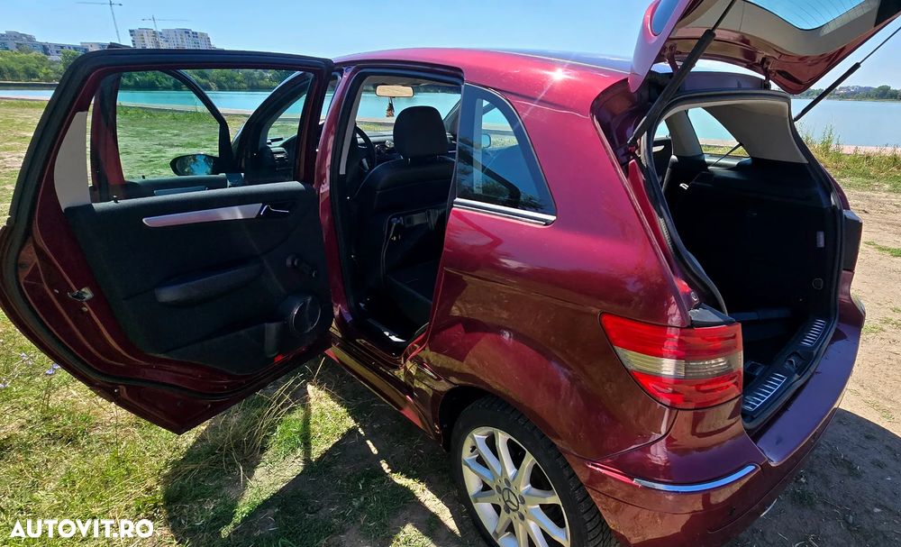 Mercedes-Benz B 200 CDI - 15