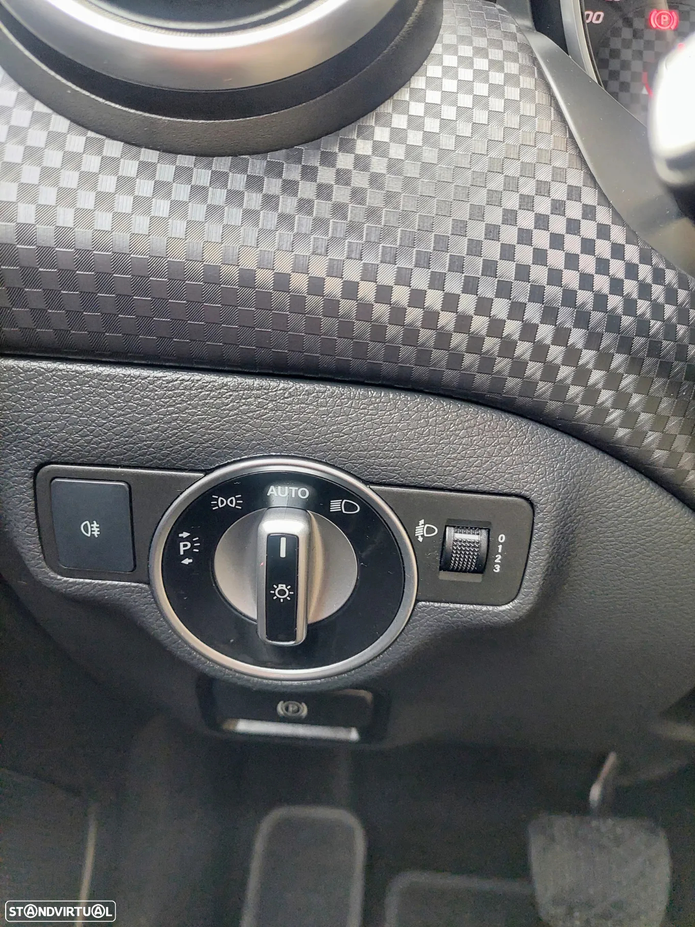 Mercedes-Benz A 180 d Urban Aut. - 41